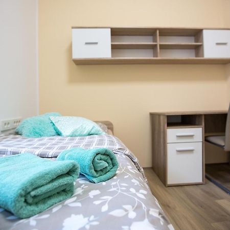 Minidorm Rooms In Heart Of City Center Maribor Kültér fotó